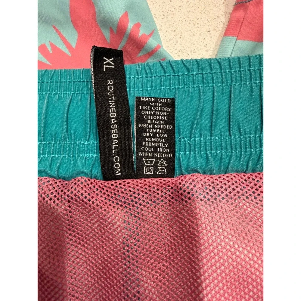 Routine Baseball Men's Swim Trunks XL Teal Pink Palm Tree Print Elastic Waist‎